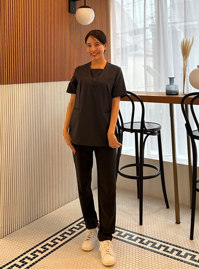 戸田菜緒子/162cm(上:M/下:M)