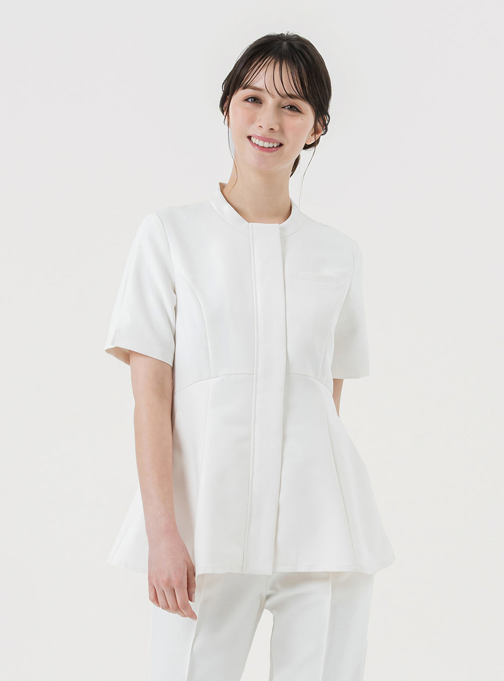 aore 医療スクラブ【未使用】カラー:ピンク aore 医療スクラブ【未使用